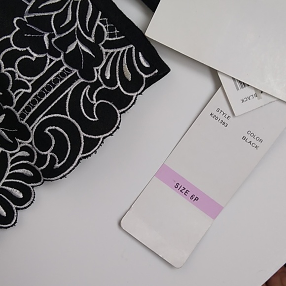 K Petite Collection black white Embroidered Jacket - Picture 5 of 7